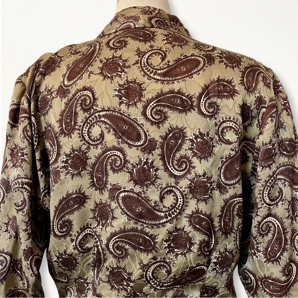 Vintage 1990s Neutral Tan + Brown Paisley Print 100% Silk V-Neck Blouse - Picture 7 of 11